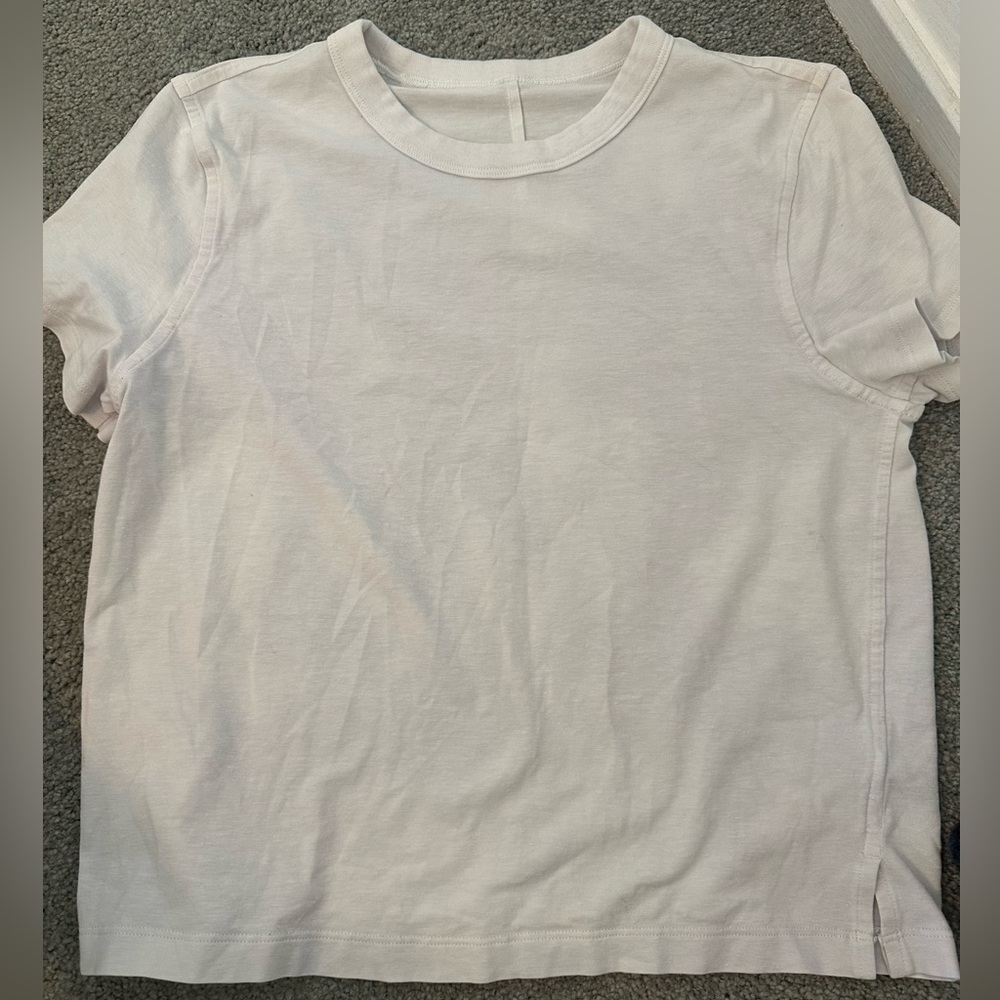 GUC lululemon classic cotton tee size 0 in white